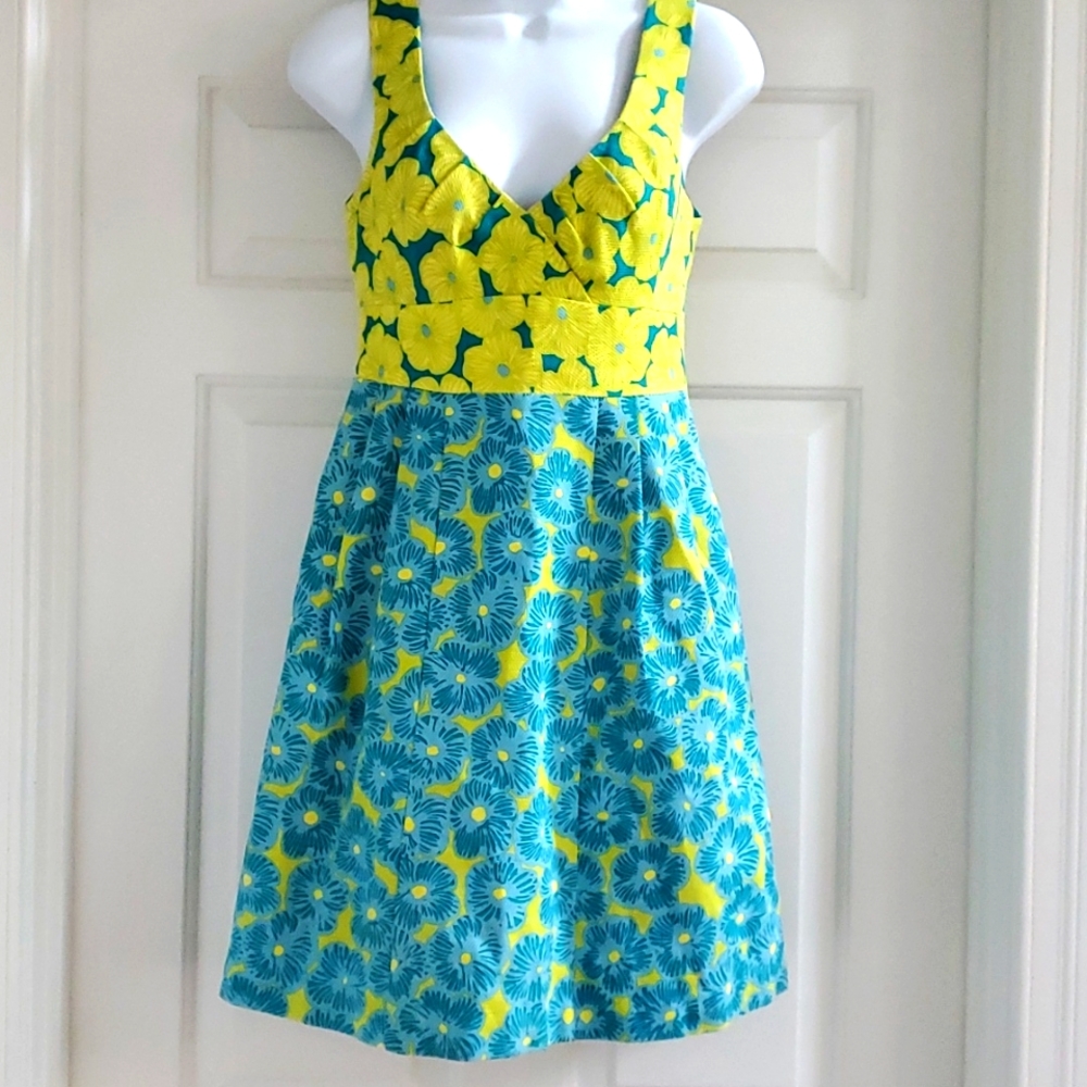 Sz 4 Nanette Lepore Dress